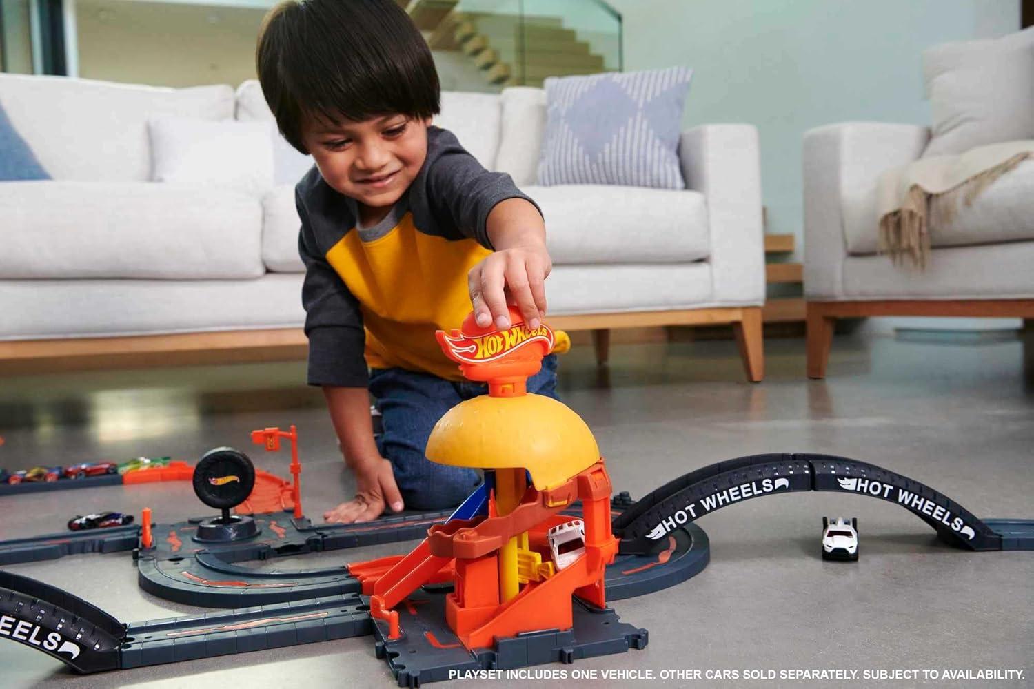 imageHot Wheels City Burger DriveThru Playset with 1 Vehicle Connects to Other Playsets amp Tracks Gift for Kids Ages 4 to 8 Years Old