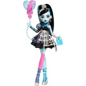Monster High Scary Sweet Birthday Doll, Draculaura in Pink Party Dress with Themed Accessories Like Invite, Balloon, Gift, Fan and More(Frankie Stein)