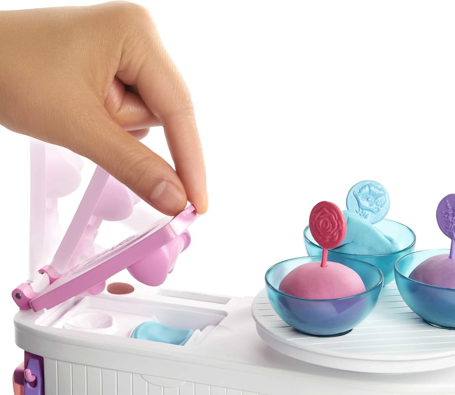 imageBarbie Spa Day Toy Playset with Blonde Doll amp 10 Accessories Including Puppy Spa Station Face Mask Mold amp DoughMulti
