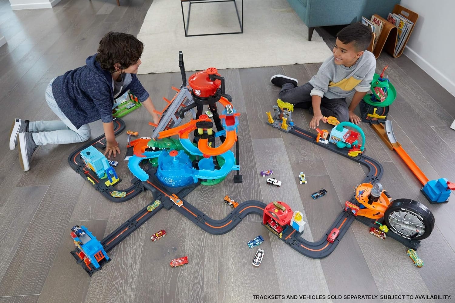 image:imageHot Wheels City Car Wash and Giant GatorGator Car Wash