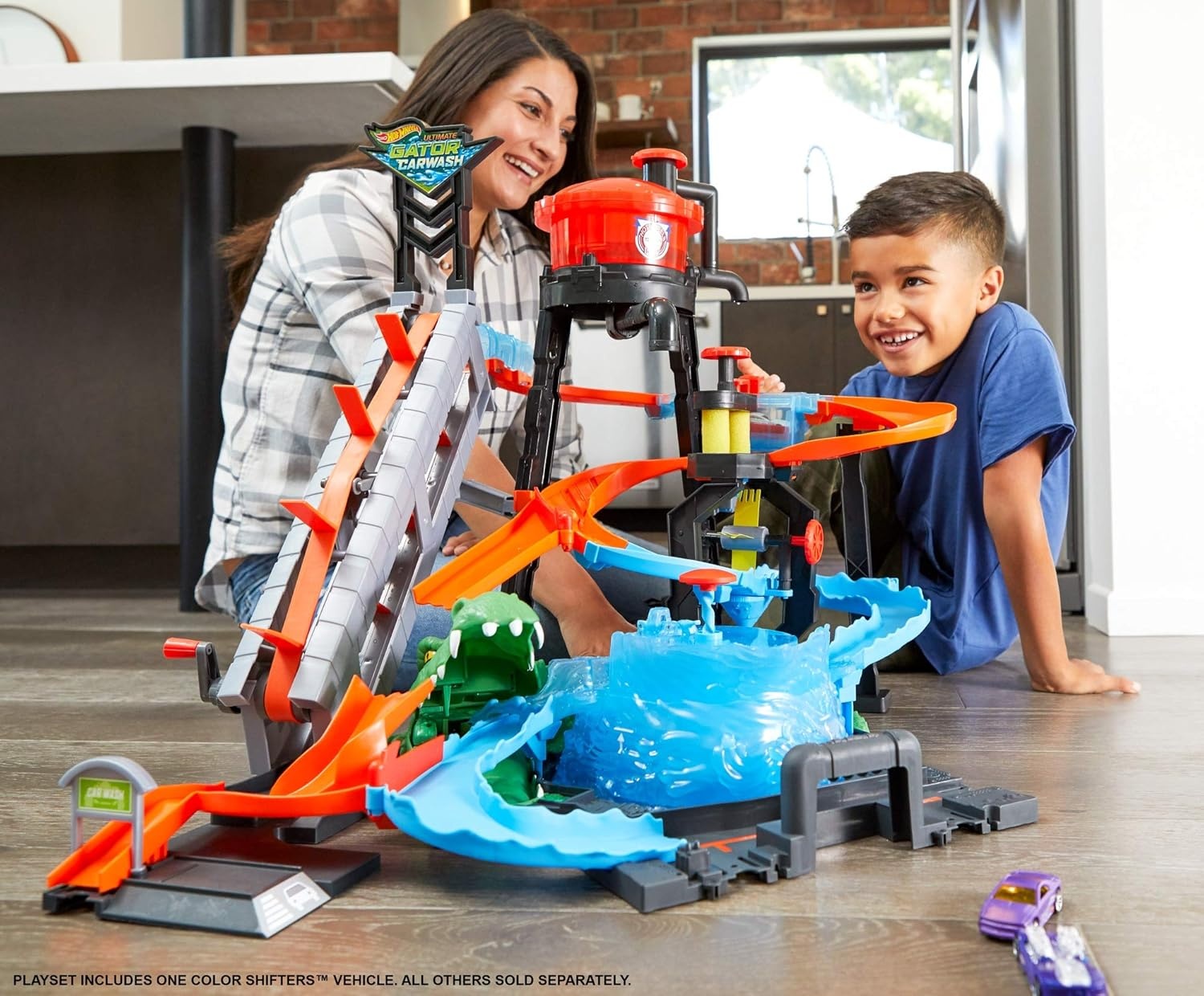 image:imageHot Wheels City Car Wash and Giant GatorGator Car Wash